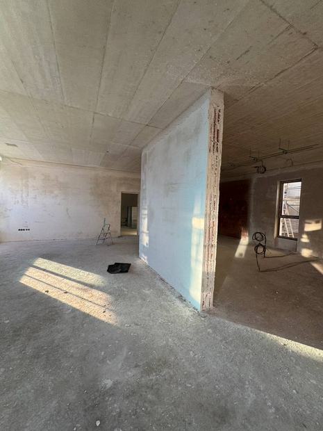Mateřská škola, Rychnov nad Kněžnou — příčka v otevřeném prostoru